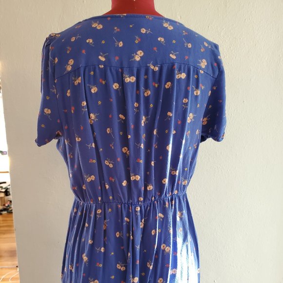 American Eagle Blue Floral Day Dress - Picture 2 of 3